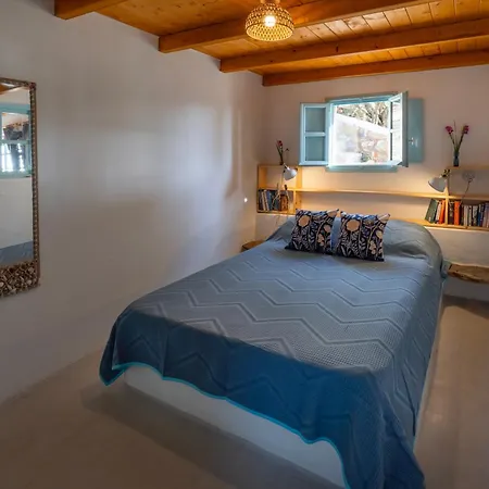 Annas Katikia Vilă Drymonas