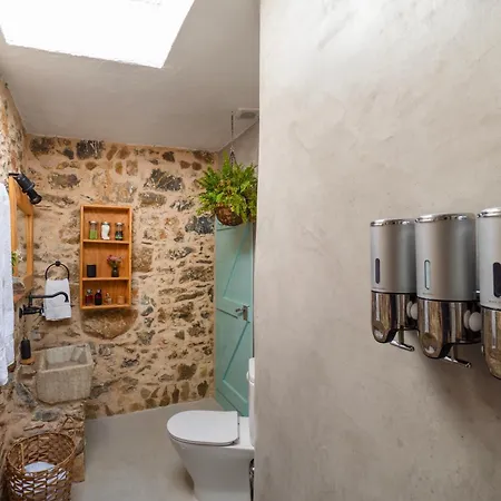 Annas Katikia Drymonas