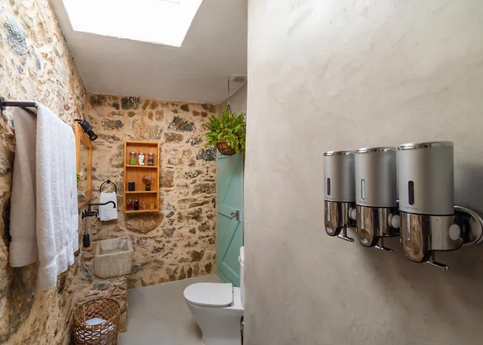 Annas Katikia Drymonas