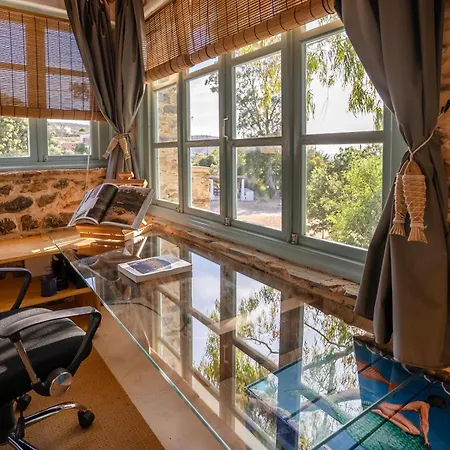 Annas Katikia Villa *