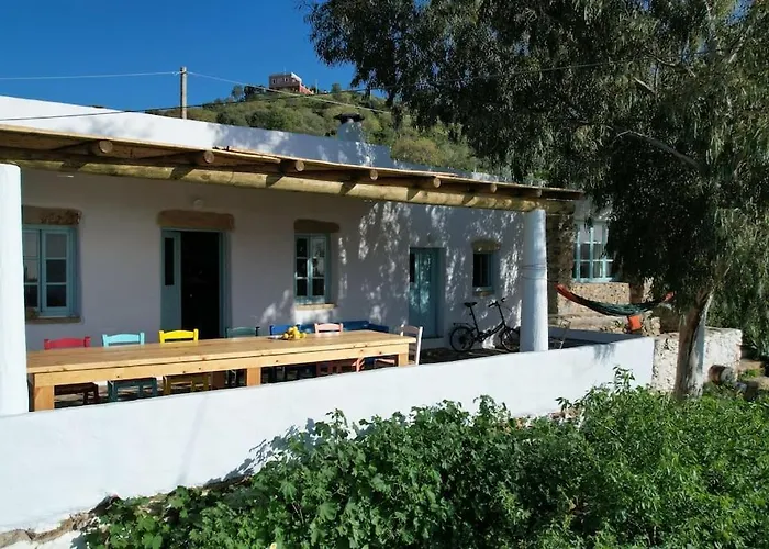 Annas Katikia فيلة