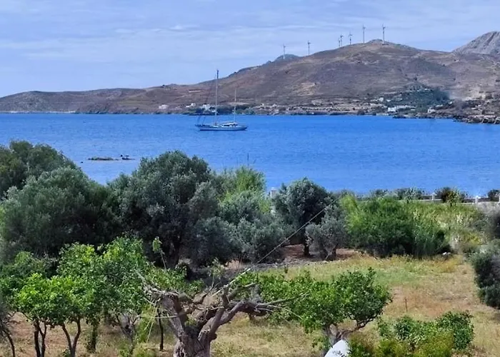 Annas Katikia فيلة